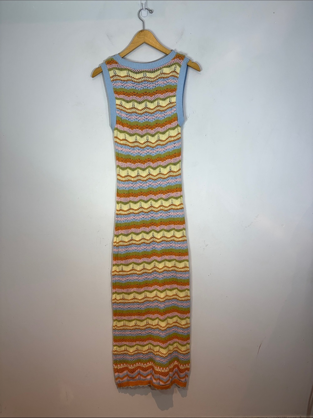 Willow & Wind Rainbow Chevron Crochet Knit Midi Dress NWT medium - Picture 6 of 12